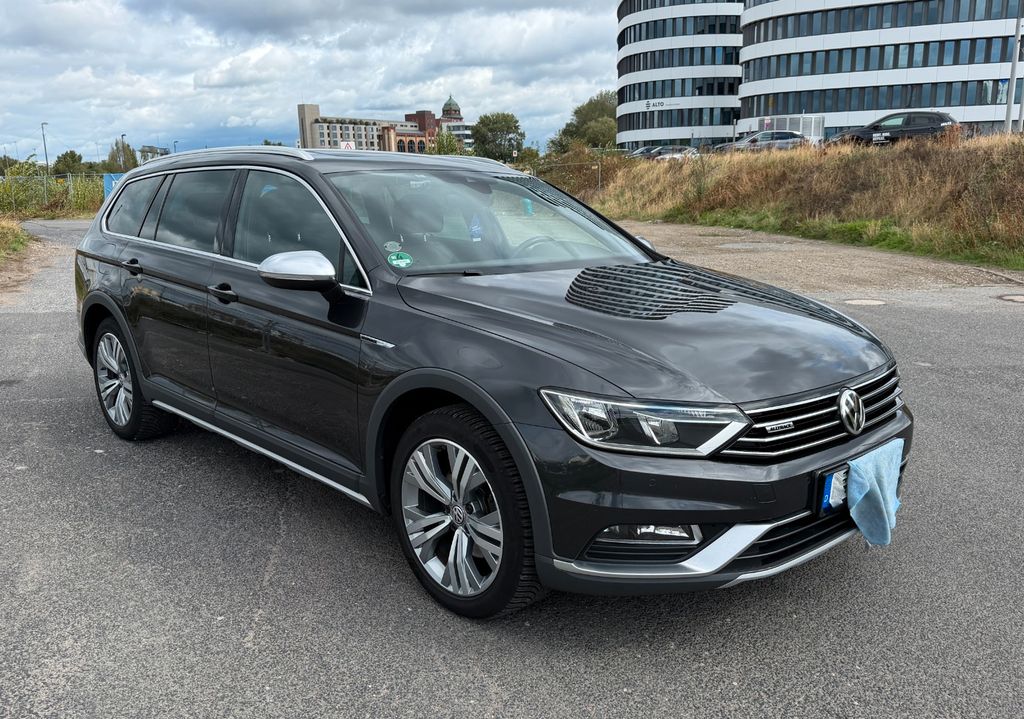 Bild des Angebotes Volkswagen Passat Alltrack 2.0 TSI DSG 4MOTION Alltrack...