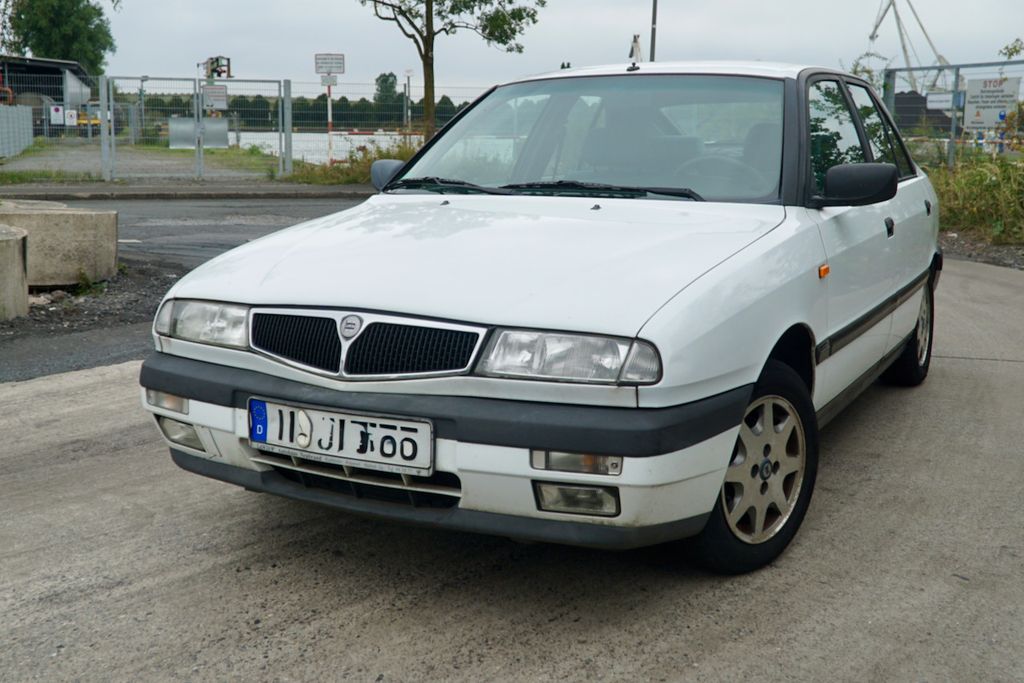 Bild des Angebotes Lancia Delta 1.8 IE LE - AU 03/27 Zahnriemen NEU