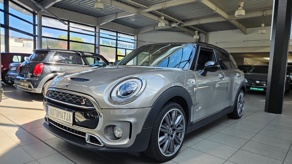 Bild des Angebotes MINI COOPER_SD Clubman *All4*AHK*Automatik*SHZ*Pano*