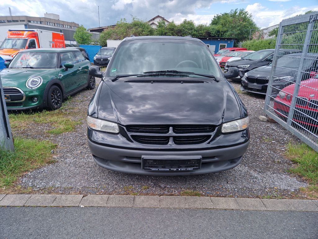 Bild des Angebotes Chrysler Grand Voyager LX 3.3 V6 Leichenwagen