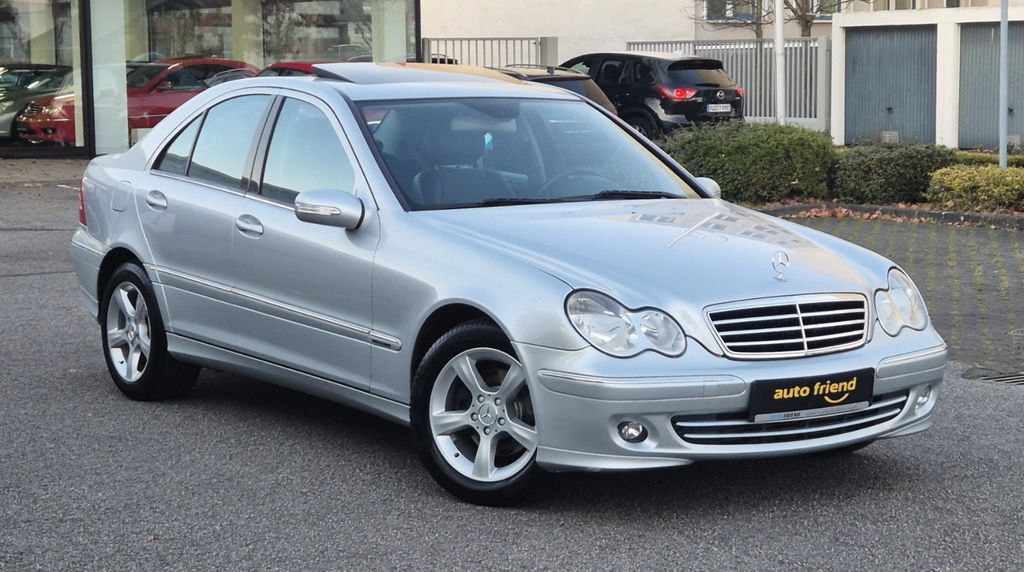 Bild des Angebotes Mercedes-Benz C 220 CDI Avantgarde Aut. /LEDER/GSD/SHZ/TEMPO