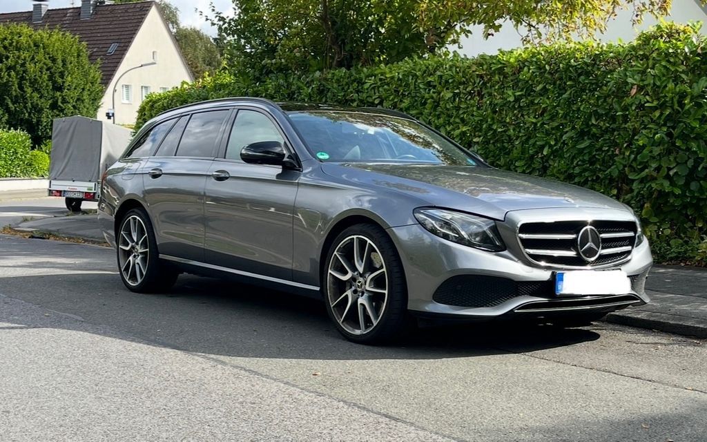 Bild des Angebotes Mercedes-Benz E 400d 4matic
