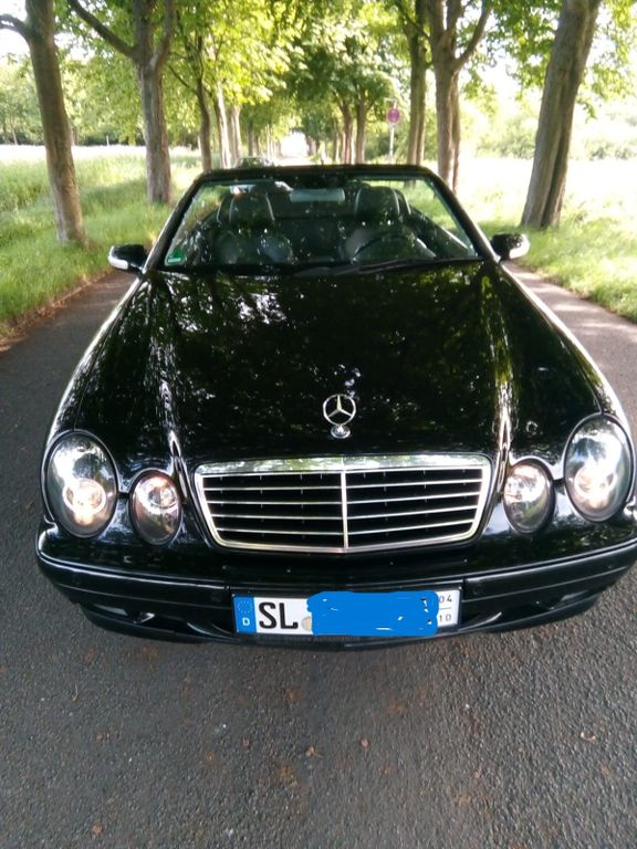Bild des Angebotes Mercedes-Benz CLK 230 KOMPRESSOR AVANTGARDE Ein Traum in Black