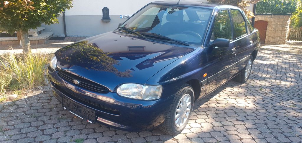 Ford Escort 1.6 Flair Flair