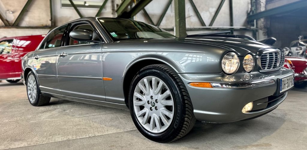 Bild des Angebotes Jaguar XJ8 4.2 V8 X350 N3 *Top Zustand* ex Korsika!