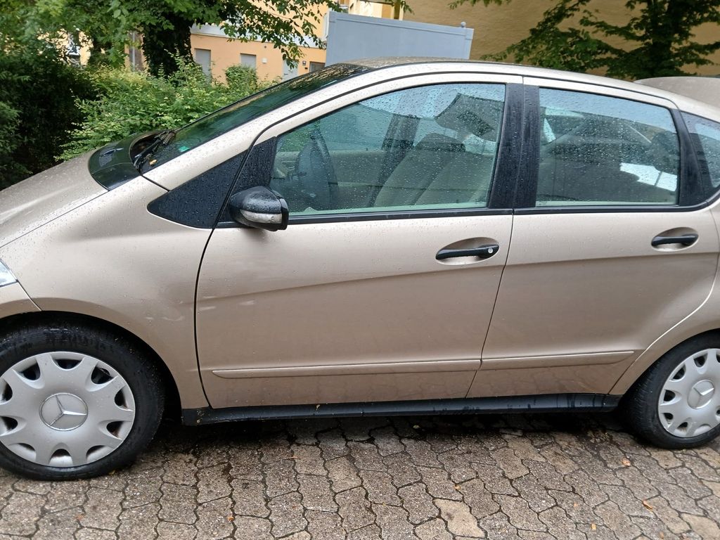 Bild des Angebotes Mercedes-Benz 200