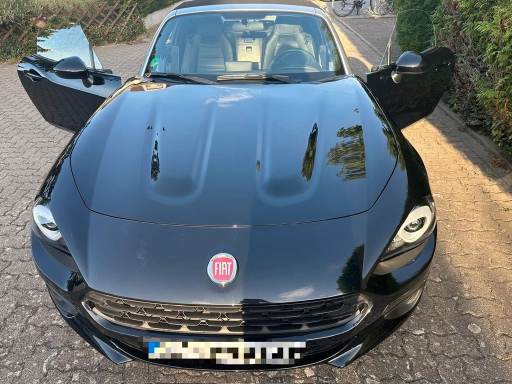 Bild des Angebotes Fiat 124 Spider 1.4 MultiAir Turbo Lusso schwarz