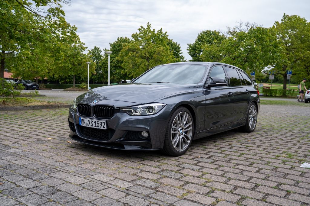 Bild des Angebotes BMW 335i Touring -