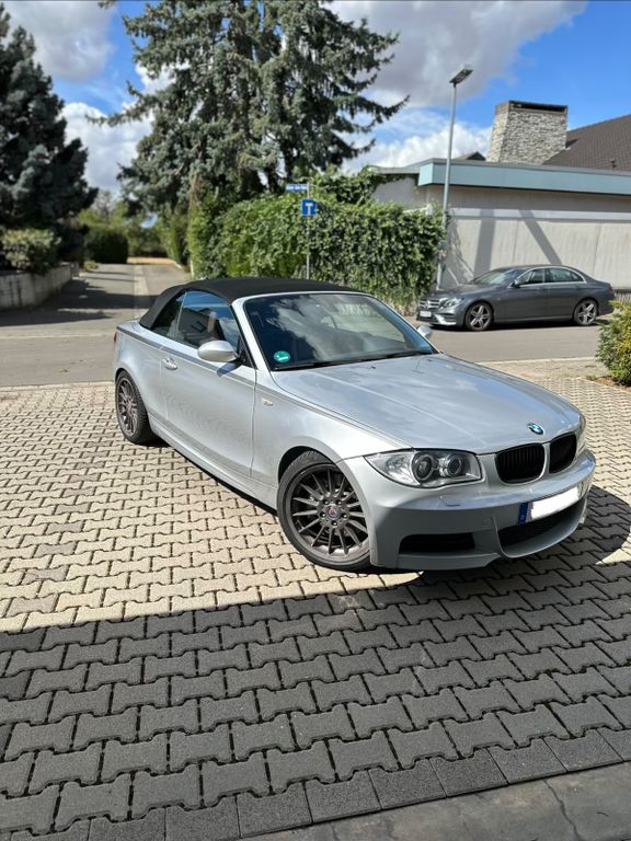 Bild des Angebotes BMW 135, sehr gepflegt, viele Extras, 420 PS
