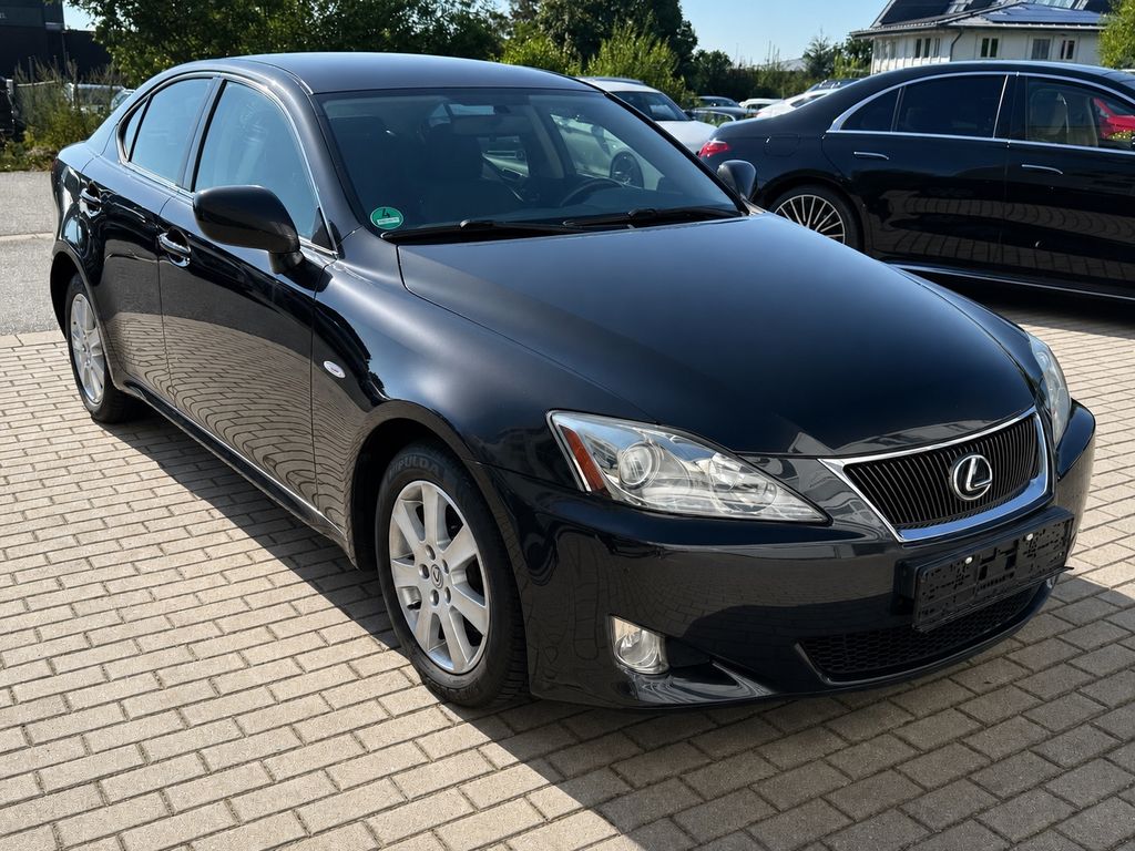 Bild des Angebotes Lexus IS 250 V6 *1 HAND* Garantie