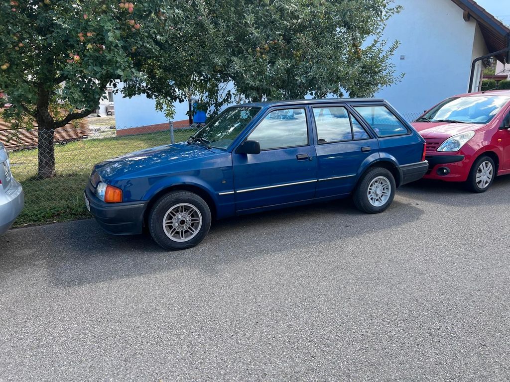 Bild des Angebotes Ford Escort 1.4i Flair Flair