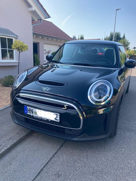 Bild des Angebotes MINI Cooper SE Classic Trim schwarz