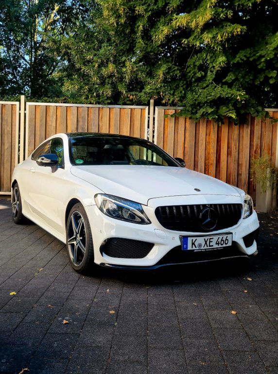 Bild des Angebotes Mercedes-Benz C250 Coupé AMG | Night | Pano | Sportabgas