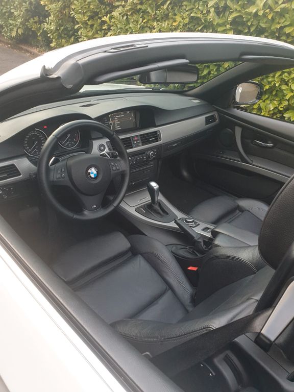 Bild des Angebotes BMW 325i Cabrio -