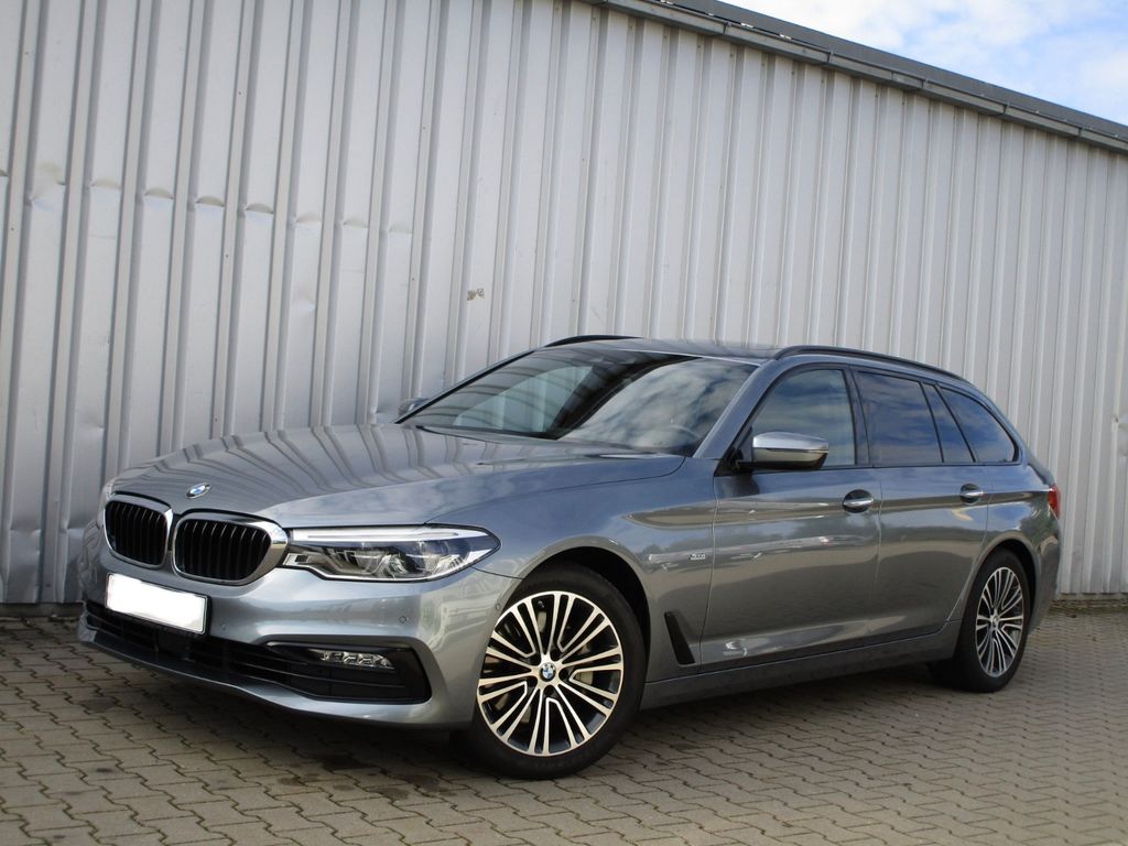 Bild des Angebotes BMW 530i Touring A - Sport Line