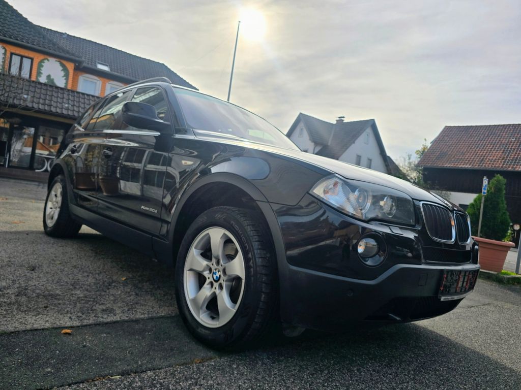 BMW X3 ! Panorama - Allrad - Teillleder.....!