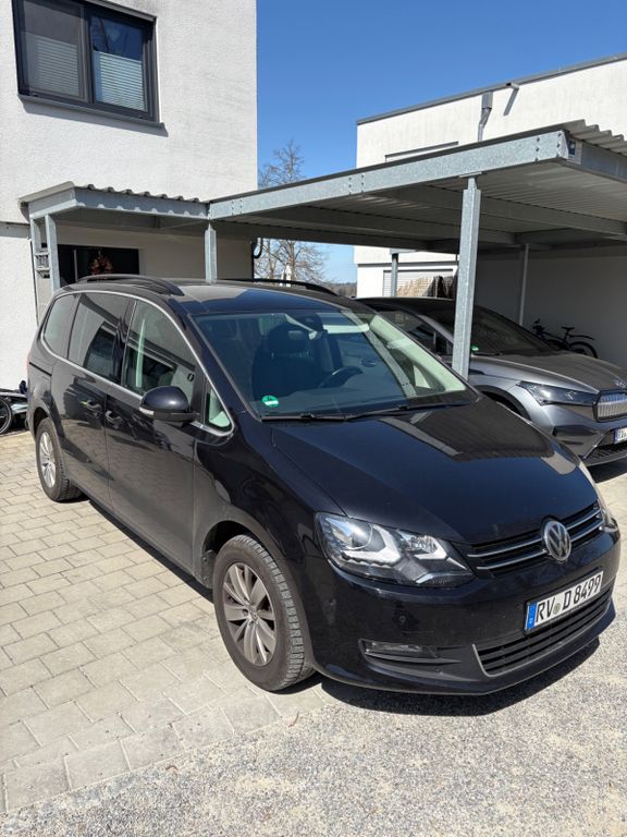Bild des Angebotes Volkswagen Sharan 2.0 TDI SCR 130kW DSG 4MOT UNITED UNITED
