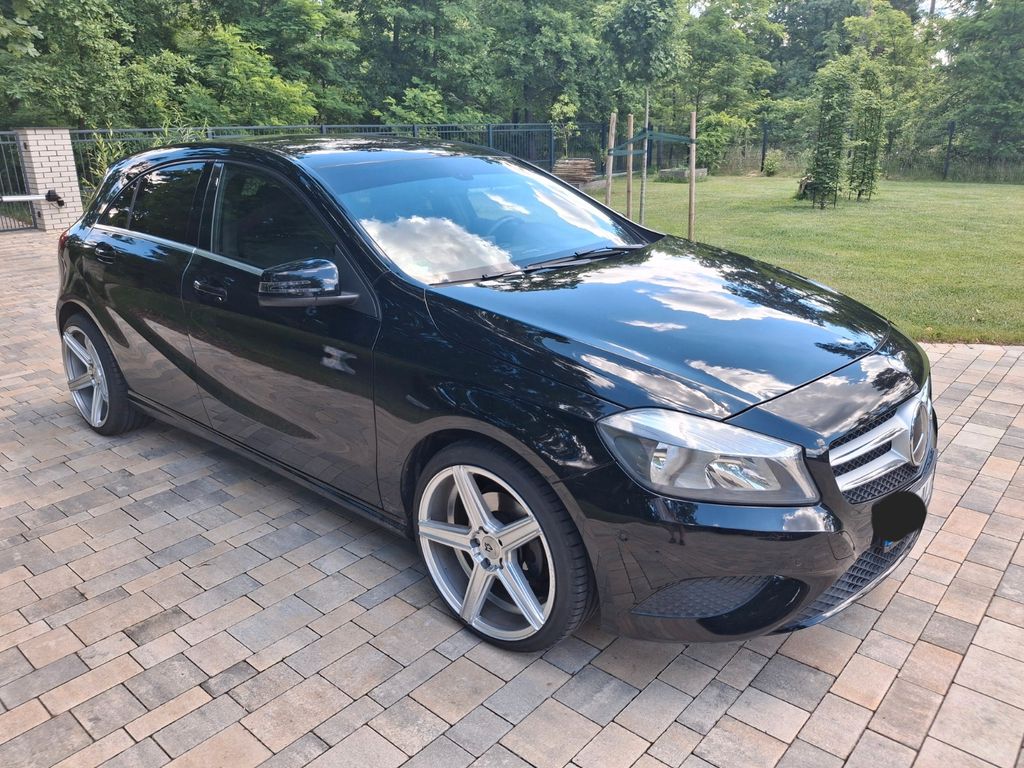 Bild des Angebotes Mercedes-Benz A 200 - Automatik, Sommer-/Winterreifen, TÜV NEU
