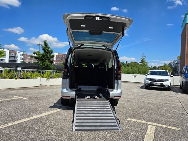 Bild des Angebotes Volkswagen Caddy Maxi Life behindertengerecht Rampe