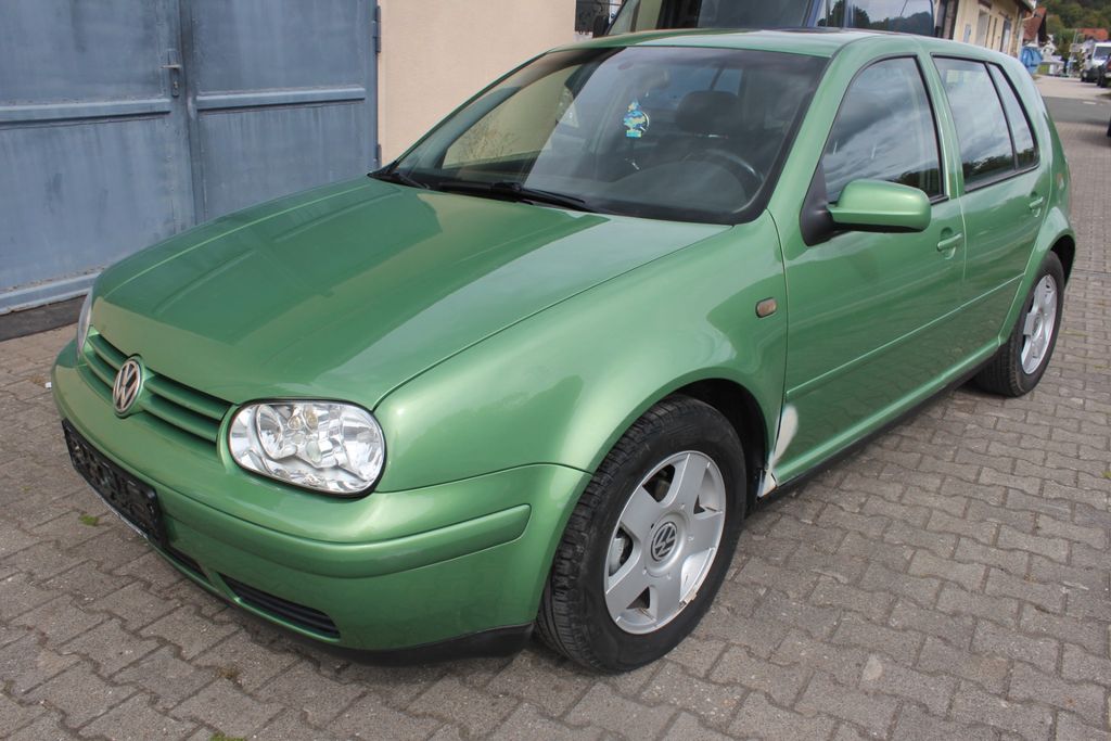 Volkswagen Golf 4 + 1,6+ZV+SVHIEBED+TÜV 7/2028