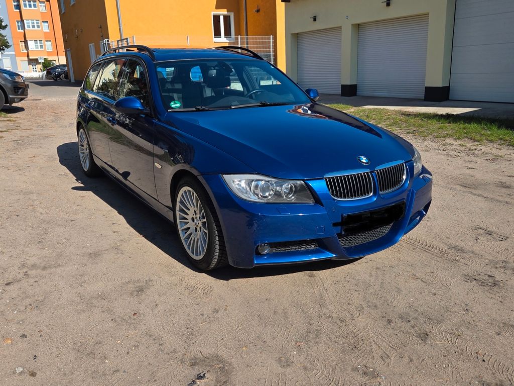 Bild des Angebotes BMW 330d touring -M Packet