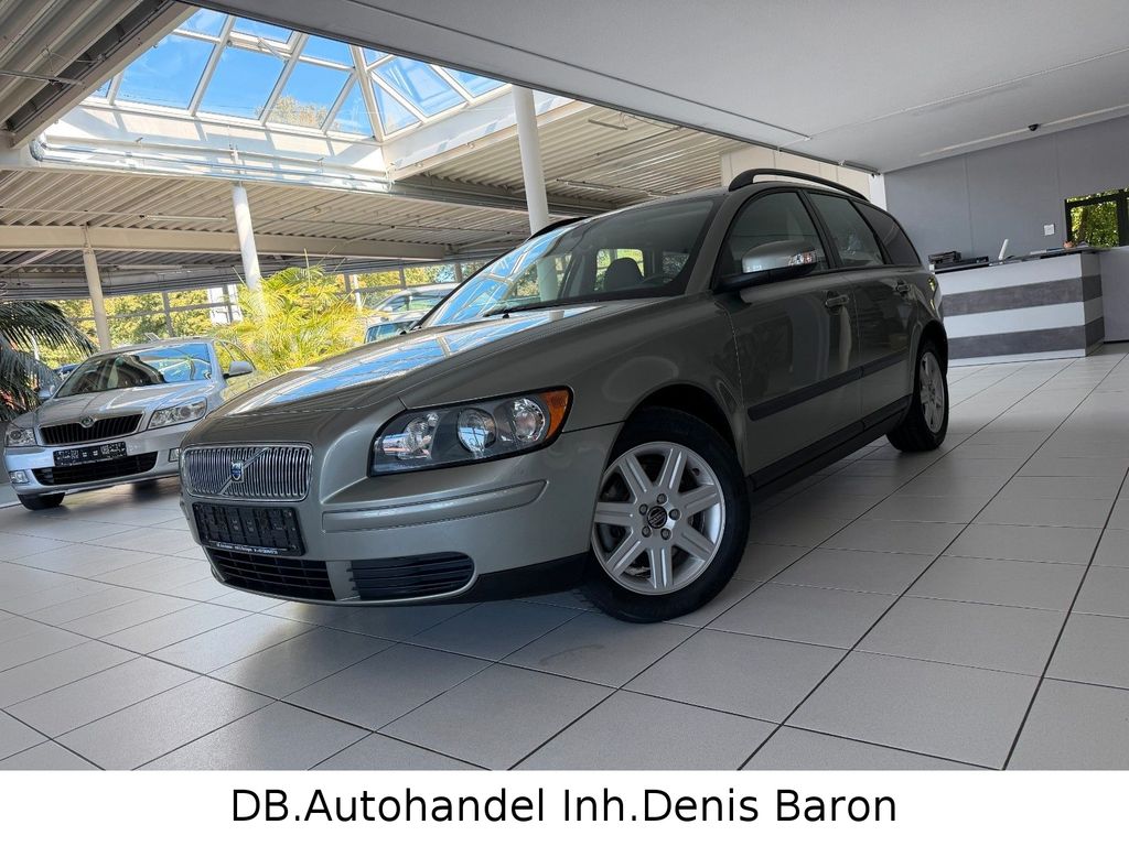 Bild des Angebotes Volvo V50 Kombi 2.0 D Kinetic Leder *1.Hand* Klima
