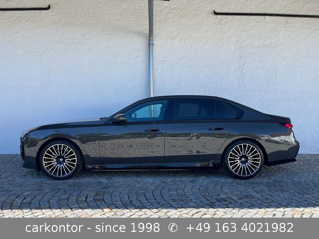 BMW 750e xDr. *MSPORT PRO*LOUNGE SEAT*FOND ENT*2026
