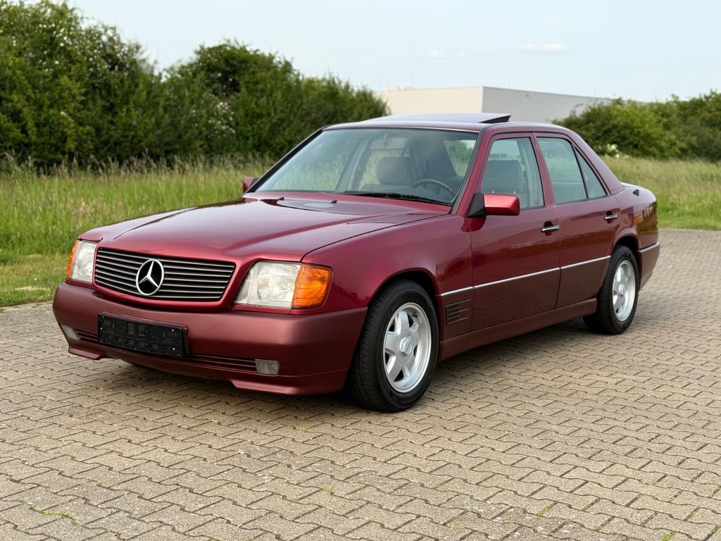 Bild des Angebotes Mercedes-Benz 300D Turbo * MH-Dezent original Umbau* H-Kennz.