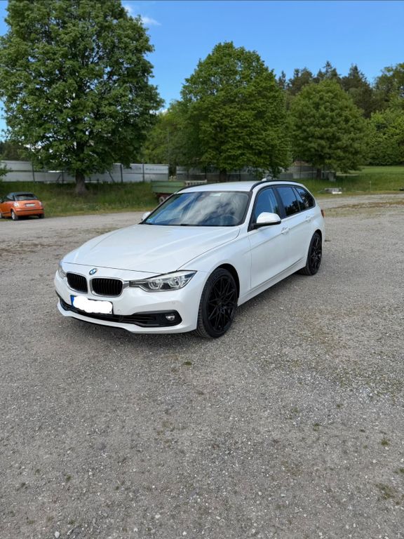 Bild des Angebotes BMW 330d xDrive Touring Advantage Automatic