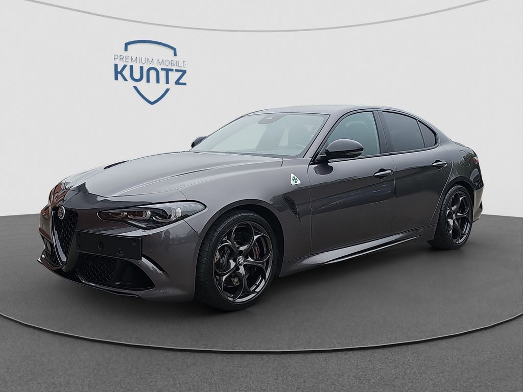 Bild des Angebotes Alfa Romeo Giulia 2.9 V6 Quadrifoglio 520PS+1.Hand