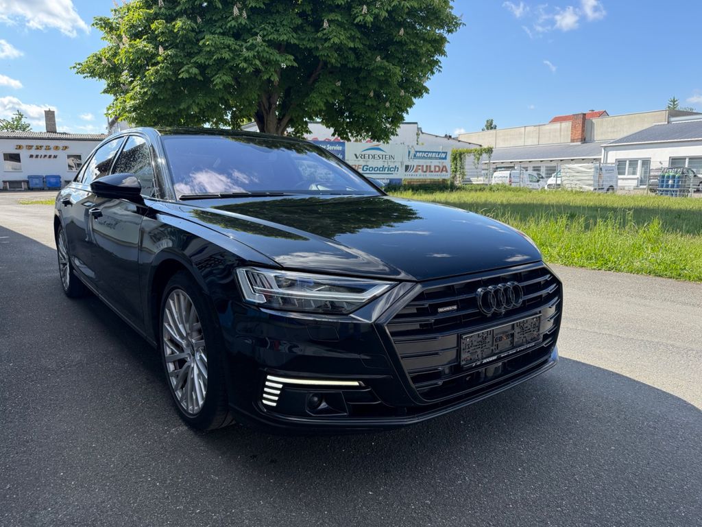 Bild des Angebotes Audi A8 60 TFSI e L QUATTRO+BLACK +TV+5Sitze+ACC+DE+