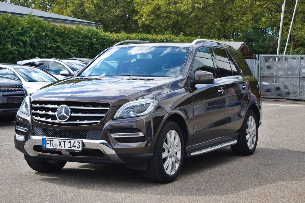 Bild des Angebotes Mercedes-Benz ML 350 CDI 4Matic LEDER/SCHIEBEDACH/AHK