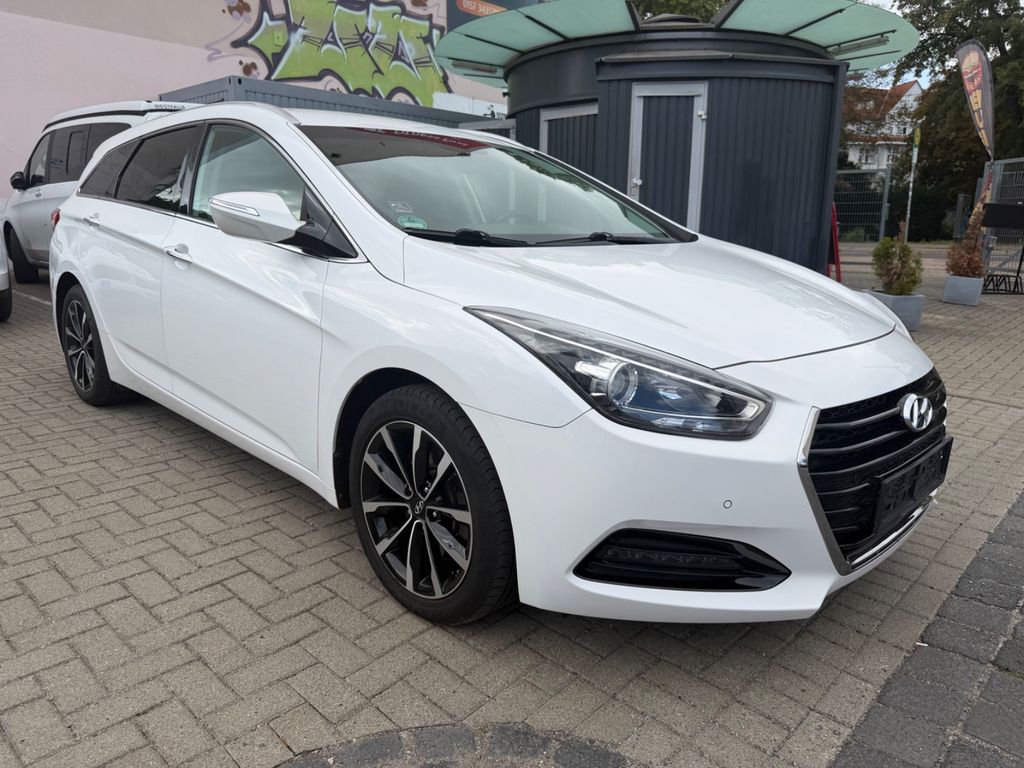 Bild des Angebotes Hyundai i40 cw *Automatik/Navi/Euro6/104KW/Kamera*