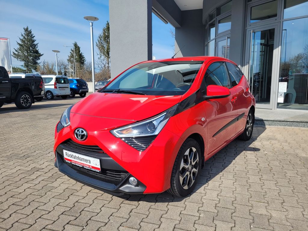 Bild des Angebotes Toyota Aygo X-Play 1.0l VVT-i*Kamera,Klima,Safety-Sense