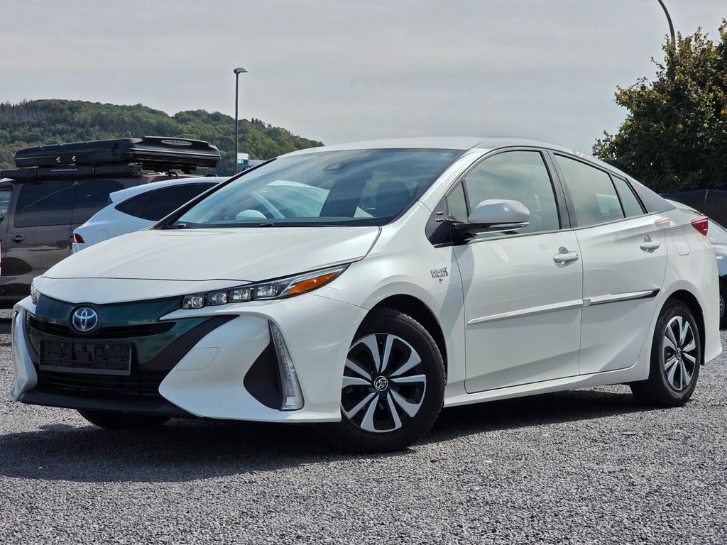 Toyota Prius Prime 1.8 Plug-in Hybrid