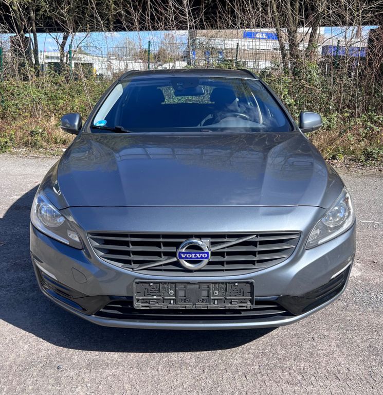 Bild des Angebotes Volvo V60 Kombi Kinetic*191.000KM*EURO6