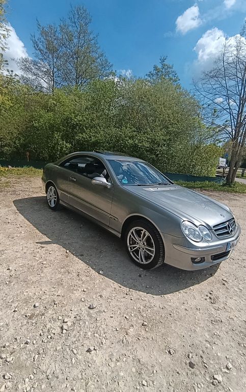 Bild des Angebotes Mercedes-Benz Mercedes CLK 320 CDI Avantgarde sehr gepflegt