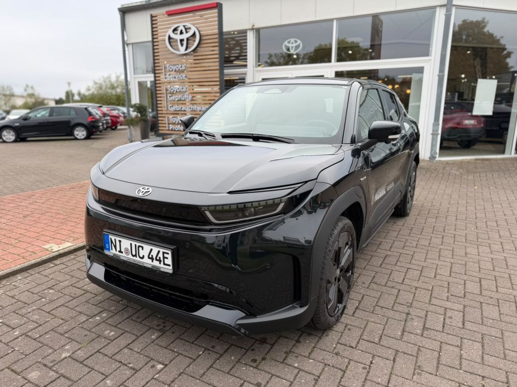 Bild des Angebotes Toyota Urban Cruiser 61kWh Lounge Vorführwagen