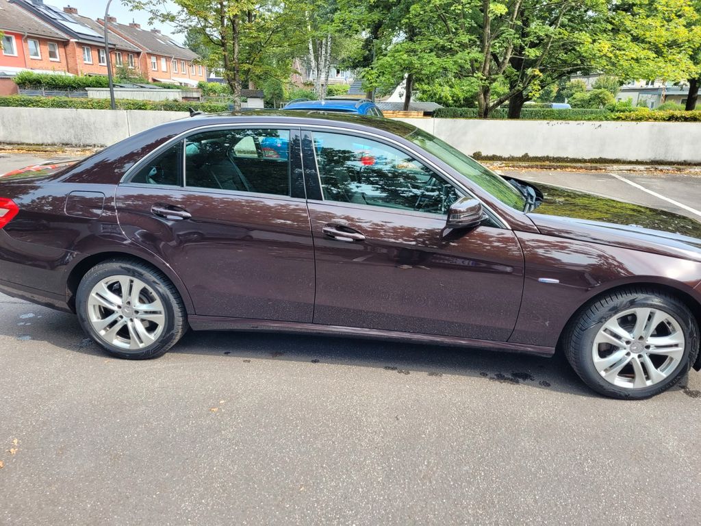 Bild des Angebotes Mercedes-Benz E 200 CGI BlueEFFICIENCY