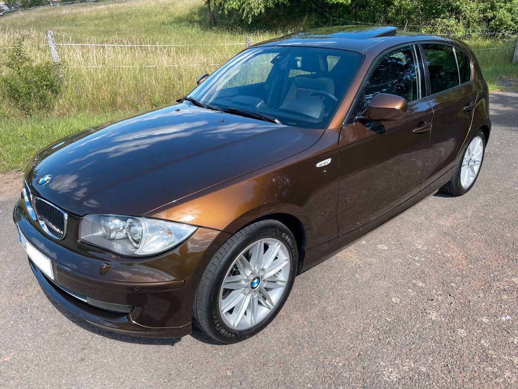 Bild des Angebotes BMW 120i Aut. LCI Edi. Lifestyle Motor Neu Xenon Nav