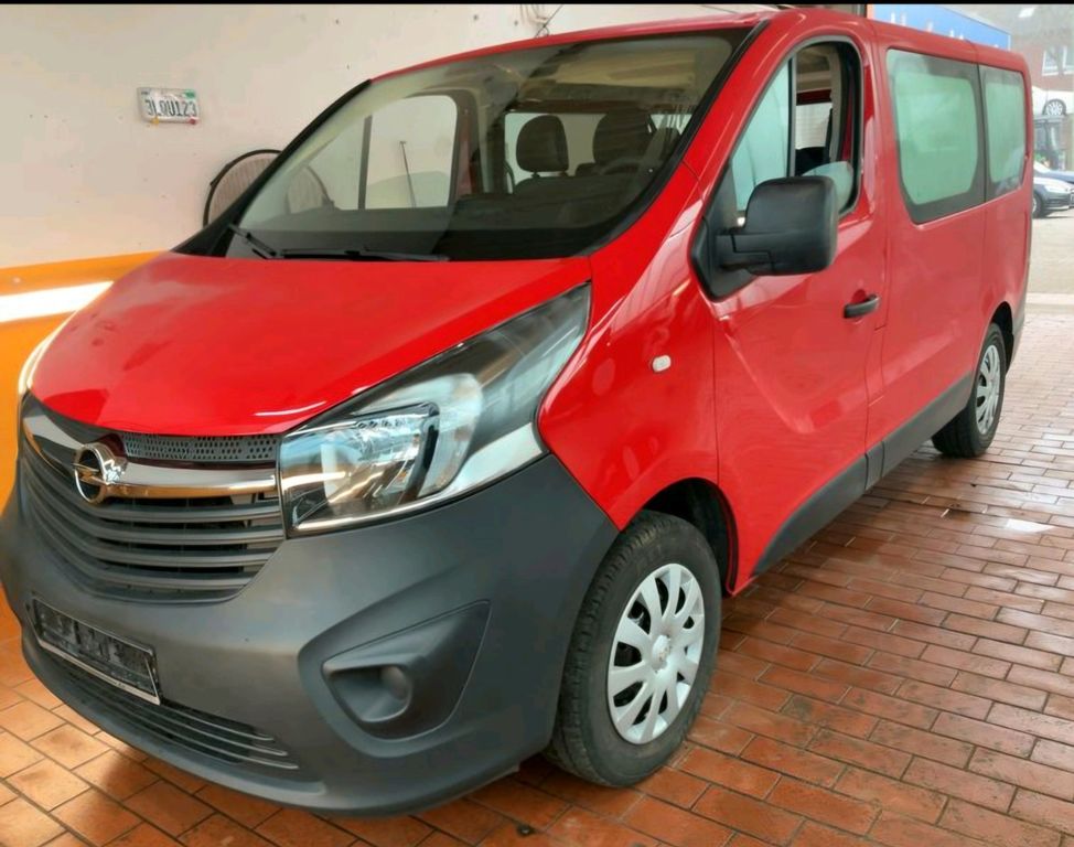 Bild des Angebotes Opel Vivaro Kombi 9-Sitze! TÜV NEU! 1.Hand! AHK!...