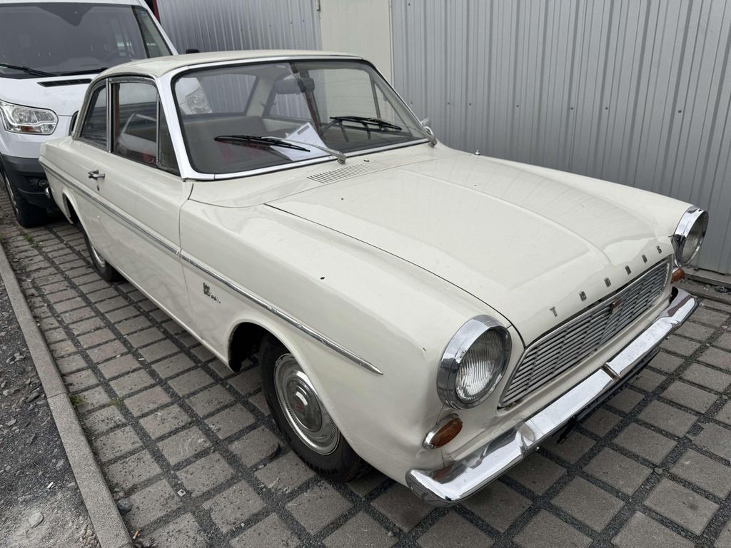 Bild des Angebotes Ford Taunus /Scheunenfund /Restaurationsobjekt /Fahrb