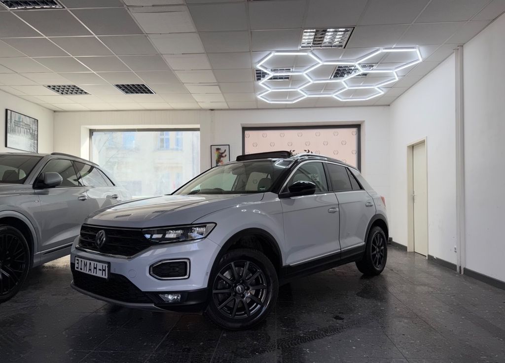 Bild des Angebotes Volkswagen T-ROC HIGHLINE 4MOTION  AUTO PANO NAVI LEDER SZH