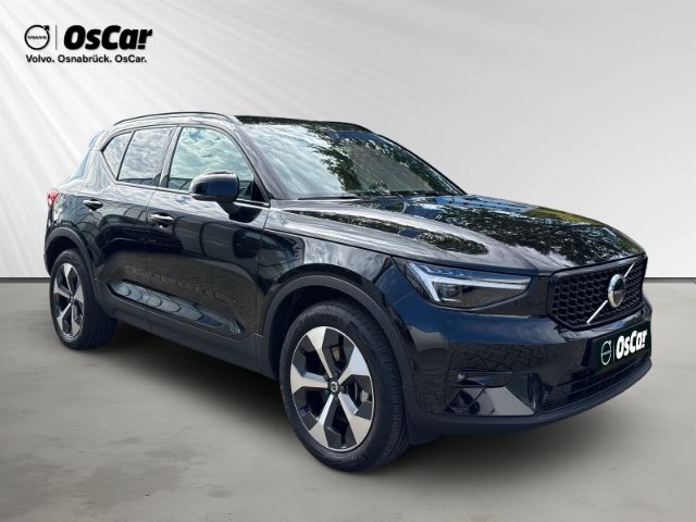 Bild des Angebotes Volvo XC40 B3 Plus Dark Licht-P. heizb.FS 19Zoll Seite