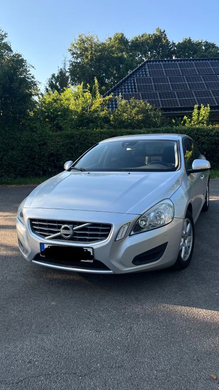 Bild des Angebotes Volvo V60 D5 Kinetic Kinetic