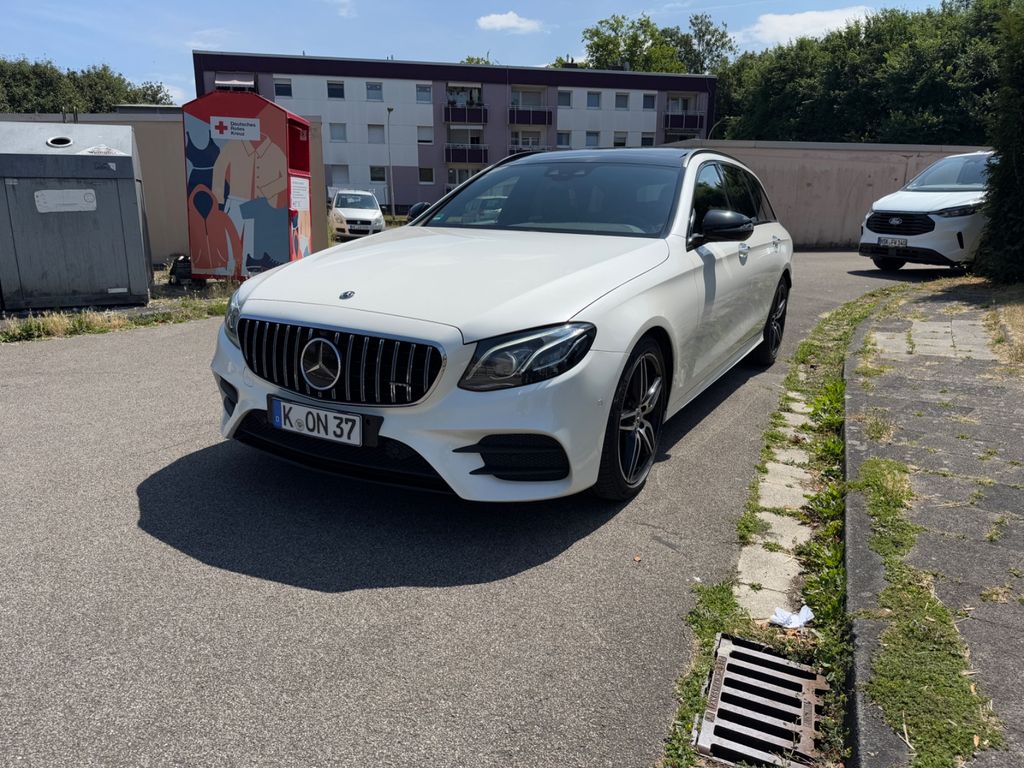 Bild des Angebotes Mercedes-Benz E 250 T AMG Line Burmester.widescreen.pano.9G