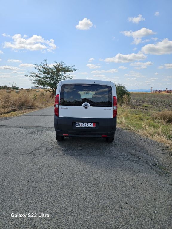 Bild des Angebotes Opel Combo 1.6CDTI 66kW(90PS) S/S Easytr Edition ...