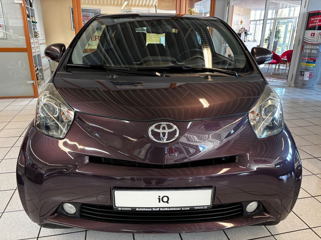 Bild des Angebotes Toyota IQ iQ + wenig km, sehr gepflegt