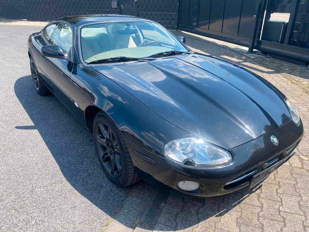 Bild des Angebotes Jaguar XK8 Coupe Scheckheft
