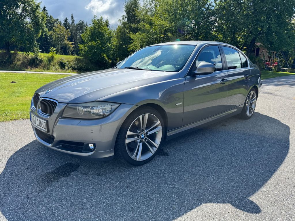Bild des Angebotes BMW 325iX E90 | 3.0-Liter Benziner | Automatik